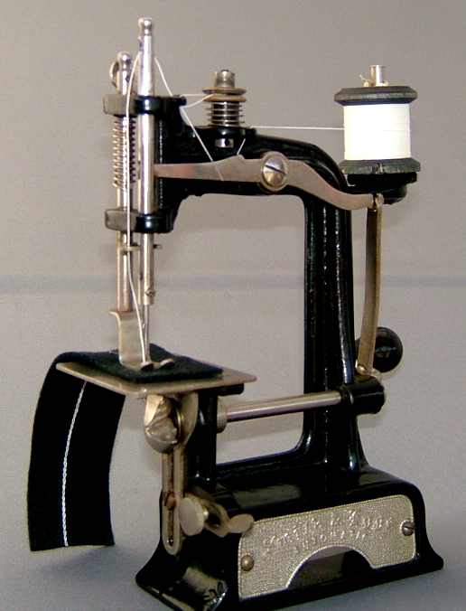 Comfort Sewing Machine Bundle